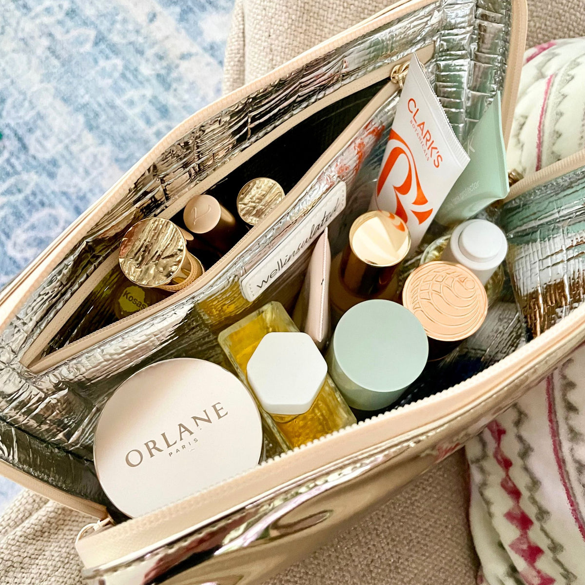 best rated travel makeup bags Performance Beauty Bag Large GOLD